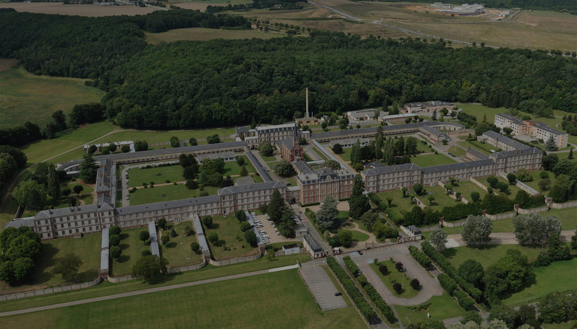 Vue aérienne du NNouvel Hôpitald e Navarre dans les années 2000 - Histoire de l'hôpital